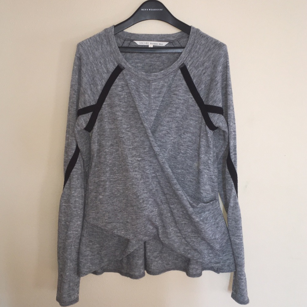Rachel Roy: Long Sleeve Grey and Black Top